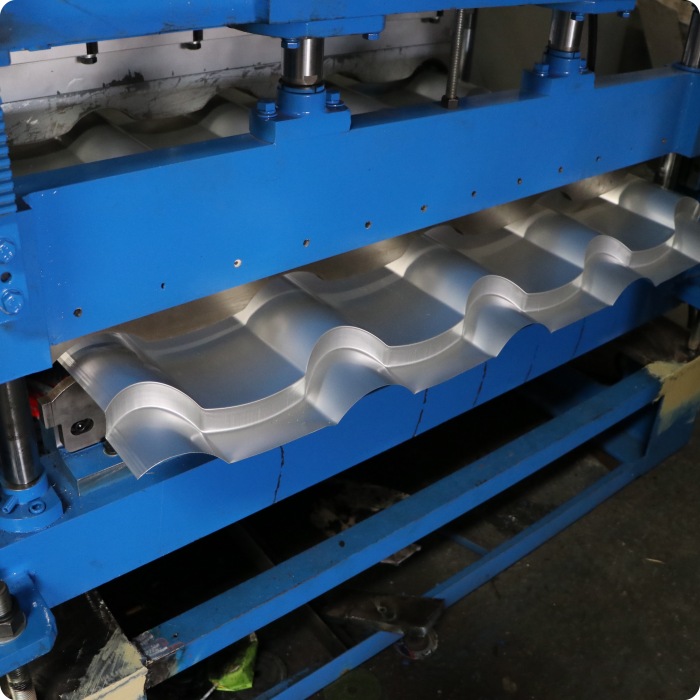 Metal Roof Tile Roll Forming Machine